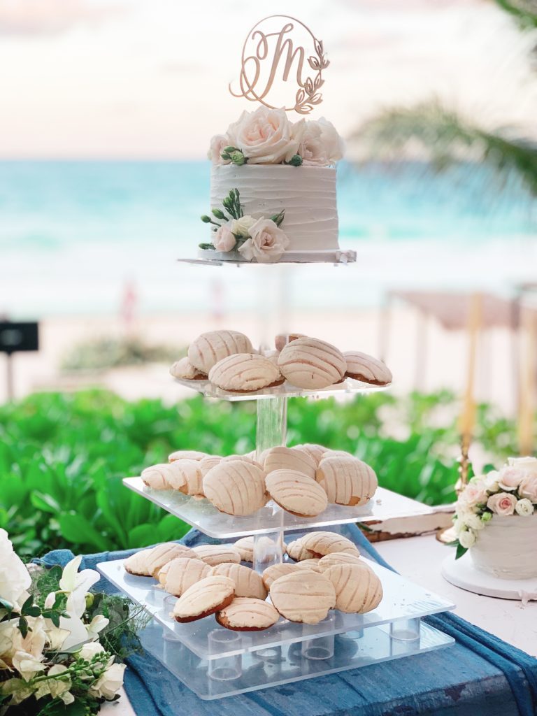 tulum wedding cake and desserts